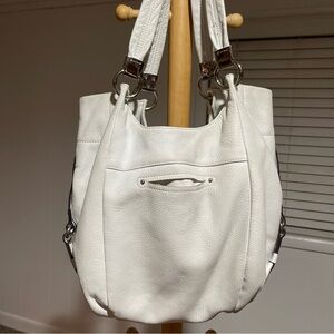 B.Makowsky white leather 2 handle purse leopard lining inside pocketsfrontzipper